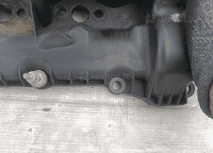 Land rover 3.6 TDV8 pokrywa zaworów prawa 6H4Q-9424-HC 4
