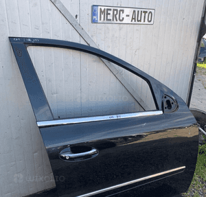 MERCEDES  ml gl 164 drzwi przednie c 197 prawe   lewe listwa 8