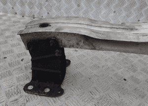 Audi A3 8P lift belka zderzaka przód przedniego 8P0807113F 3