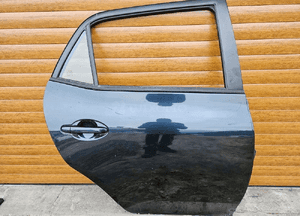 toyota auris I 07-12 drzwi prawe tylne 1H2 1
