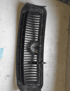 Skoda Fabia 1 99-07 atrapa grill atrapka LF8C Zielony 3