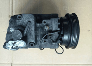 VW Passat B5 lift Skoda Superb 1.9 TDI kompresor sprężarka klimatyzacji 8D0260808 2