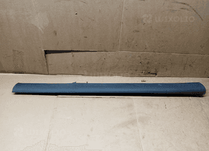 Listwa drzwi prawych prawa Renault Megane II 2 8200079433 1