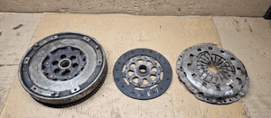 Sprzęgło dwumas koło tarcza docisk LUK BMW X1 2.0i N43 7594442 1