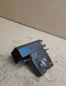 Zamek klapy tył nissan qashqai J10 nr 90502AV70A 6