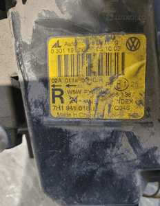 Transporter T5 lampa prawa przednia 7H1941016J 4