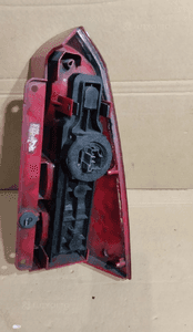 Lampa lewa tył tylna ford focus MK1 kombi uk 4