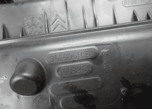 Obudowa filtra powietrza citroen 1.6 e hdi 9679061080 3