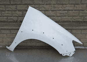 Toyota hilux lift 2012-2015 błotnik przedni prawy 1
