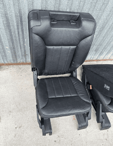 MERCEDES R 251 fotel fotele 3go rzędu czarna  skóra zagłówek 4