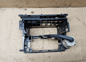 Ramka radia stelaż kieszeń pompka Audi A4 B5 8D0820529S 8D0857007F 7