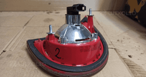 Lampa prawy tył w klapę nr 1K6945094F  vw golf v hb 2