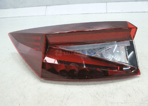 Skoda enyaq iv lampa lewy tył lewa tylna led oem 3