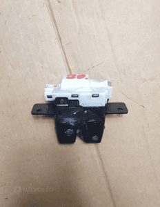 Zamek klapy tył renault laguna iii kombi nr 8200747429B 1