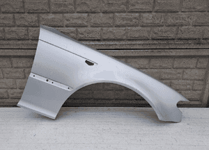 Błotnik prawy przedni bmw 3 E46 lift coupe cabrio 1
