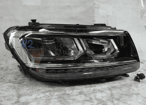 Vw tiguan 5NB full led lampa przednia prawa przód bdb 2