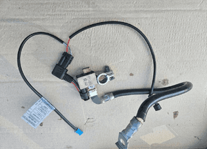 BMW E60 E61 klema bezpiecznik akumulatora 7603567 2