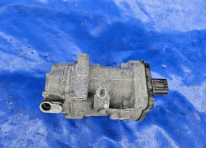 toyota COROLLA E21 kompresor klimatyzacji 042400-1202 4