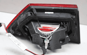 RENAULT CLIO IV lampa lewa tył tylna w klapę 2012-2016 2