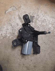 SILNICZEK WYCIERACZKI KLAPY OPEL CORSA D 53027312 3