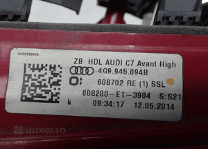 Lampa prawy tył audi A6 C7 w klapie 4G9945094B 4