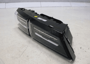 Peugeot 308 iii T10 21- lampa lewy tył w klapę lewa tylna oryginał 4