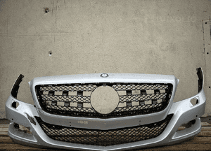 Zderzak przód przedni mercedes cls ii W218 A2188850025  kratka grill 1