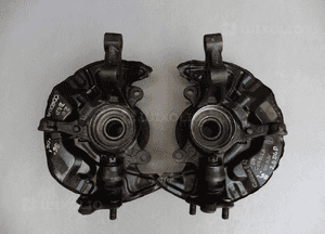 ZWROTNICA PIASTA LEWA PRZÓD COROLLA VERSO 2,0 D4D 2