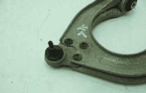 WAHACZ PRZEDNI LEWY GORNY MERCEDES SL R230 2