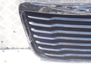 ATRAPA GRILLA CHRYSLER 300C  11LX-112AA 3