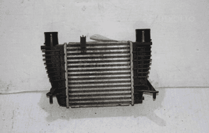 Chłodnica powietrza intercooler RENAULT CLIO III 1.2 TCE  8200471885B 1