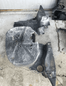 MERCEDES A 169 b 245 osłona podwozia wydechu wnęki koła zapasowego dolna 7