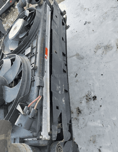 Pas przedni vw passat B7 2.0 tdi kompletny chłodnice 3C0010793n belka 13