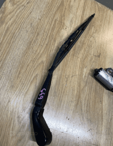 MERCEDES VITO VIANO 639 silnik wycieraczki tylnej  klapy ramie 5
