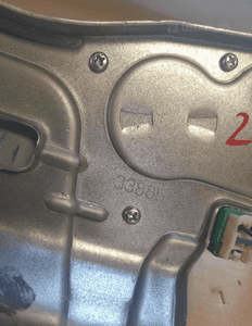 33885 SILNICZEK TYLNIEJ WYCIERACZKI citroen c crosser 3