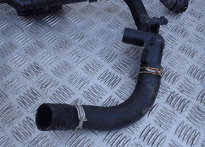 OBUDOWA TERMOSTATU PEUGEOT 308 3008 1.6 E-HDI  RADOM 3