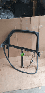Mechanizm podnośnik szyby ramka prawy tył Audi A4 B6 8E0839462 1