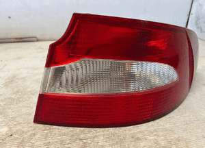Lampa tył tylna prawa superb ii 2 hb 08-665-1916R-F 2