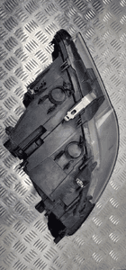 Bmw F10 F11 lampa lewa przód 7203241 km uk iii 11