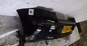 Zderzak tył tylny do toyota yaris 1 i lift fl 209 czarny 2