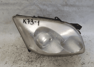 Przod przednia lampa prawa toyota avensis T25 2