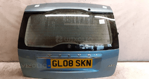 Klapa bagaznika tył tylna volvo V50 kombi błękitna morska 1