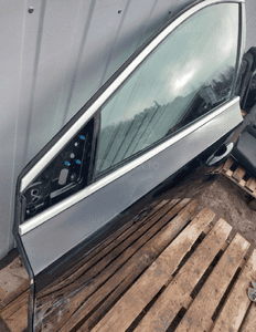 Drzwi lewy przód kompletne volvo V40 ii 7