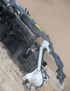 Pas przedni chłodnice nissan qashqai J10 2.0 dci 7