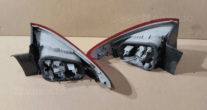 Lampa prawa lewa tył tylna ford mondeo MK4 sedan hb 2
