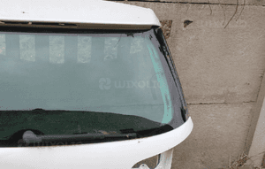 Szyba tylnej klapy vw golf vii kombi AS2 2015 4