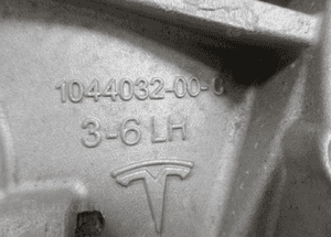 MOCOWANIE AMORTYZATORA LEWE TESLA MODEL 3 2017- 11