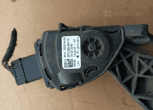 Citroen C3 Picasso pedał potencjometr gazu 9681383980 2