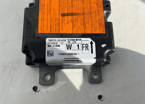 Nissan QASHQAI J11 13r- MODUŁ SENSOR AIRBAG 988204EH0B 3