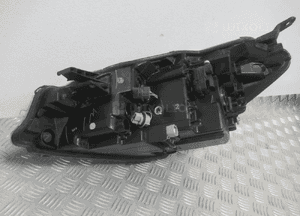 LAMPA PRZEDNIA PRZÓD PRAWA TOYOTA YARIS III 3 LIFT SOCZEWKA 2017-2020 11